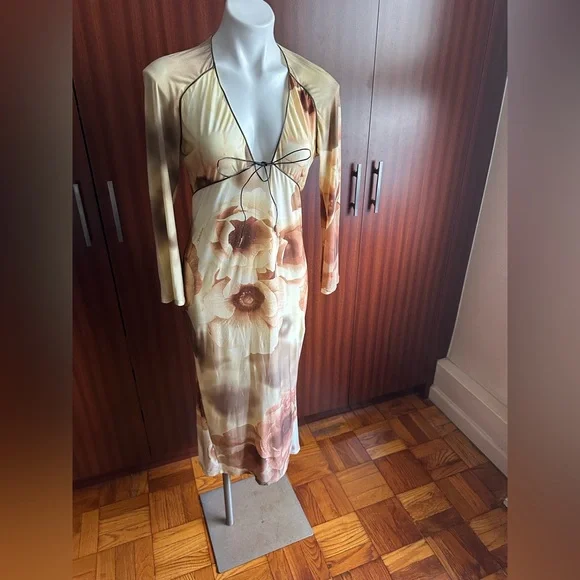 Vintage 1995s ,rare Fabulous ROBERTO CAVALLI lightweight dress with Logo. Size M - Picture 7 of 16